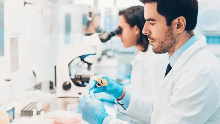 Equipamento de osmose reversa para laboratório: Ferramentas essenciais